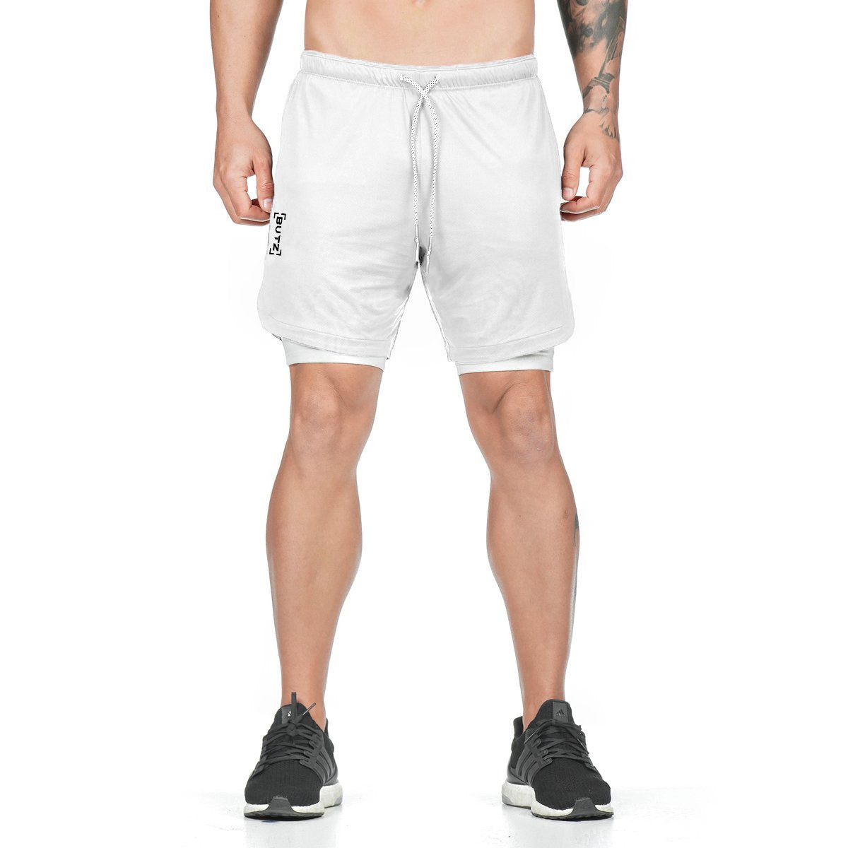 Practical compression shorts with a side pocket for your phone or essentials, offering excellent support, comfort, and flexibility for workouts, running, and daily wear.