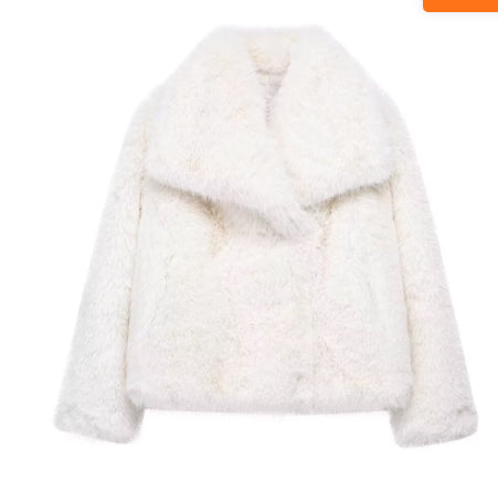 Winter coat that delivers warm comfort with a stylish, modern look — perfect for cold days.