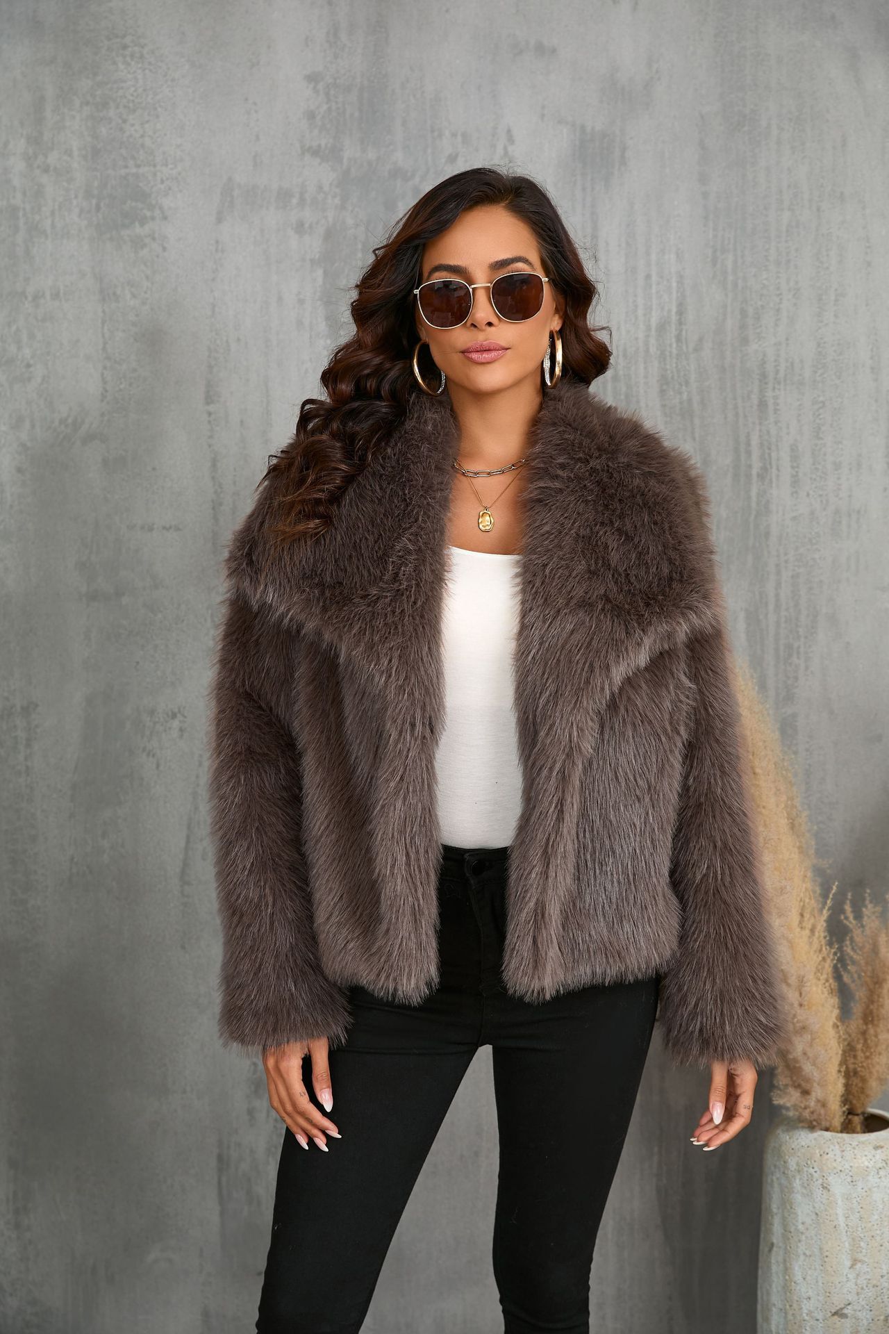 Winter coat that delivers warm comfort with a stylish, modern look — perfect for cold days.